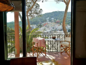T4 · Beachside escape with unbeatable views